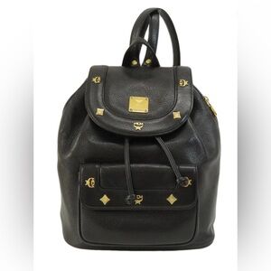 MCM Black leather backpack 🔥